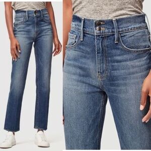 Frame Heritage Le Sylvie
Slender Straight Leg Jeans in Halston Size 23 NWT